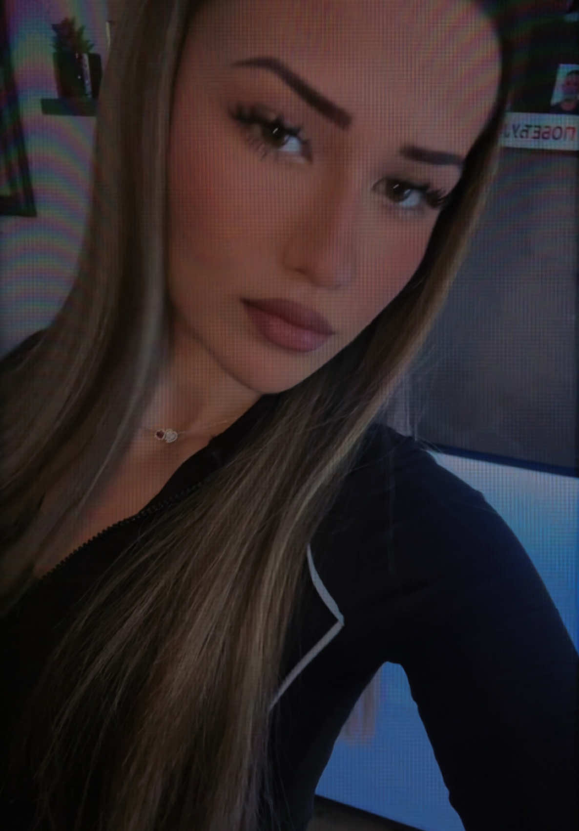 @ɐuuǝ