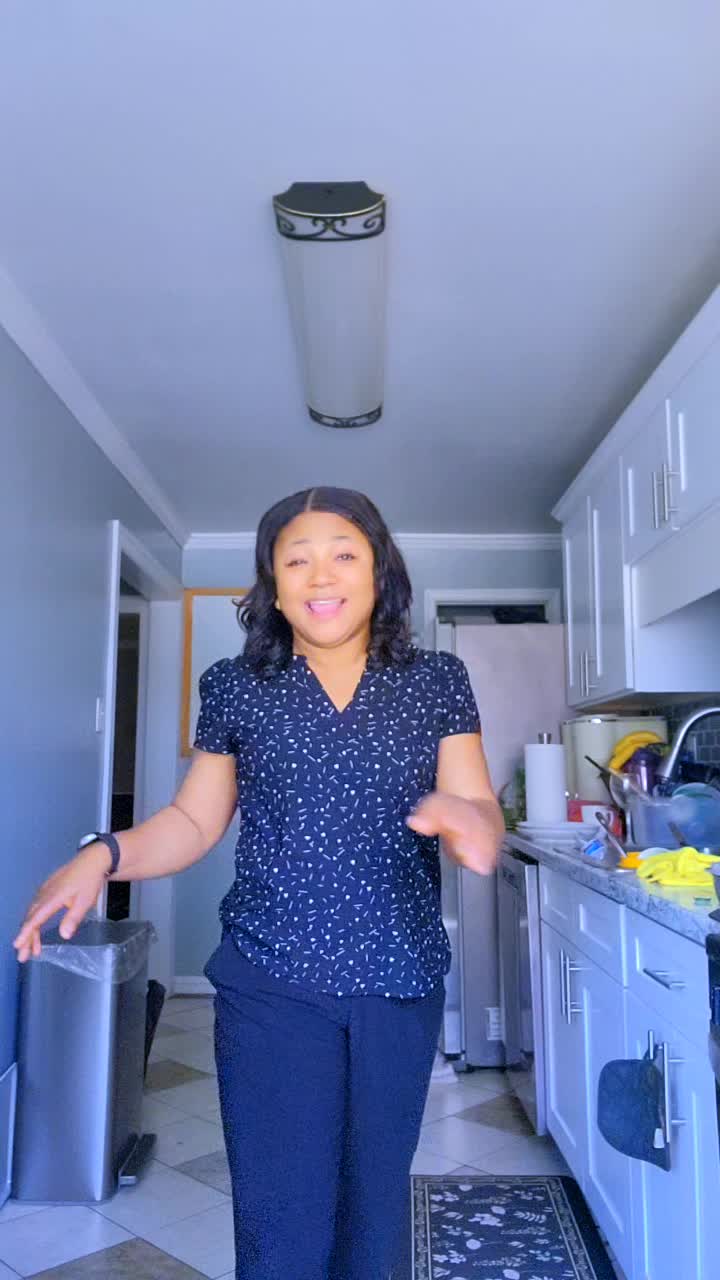 @Sisirose