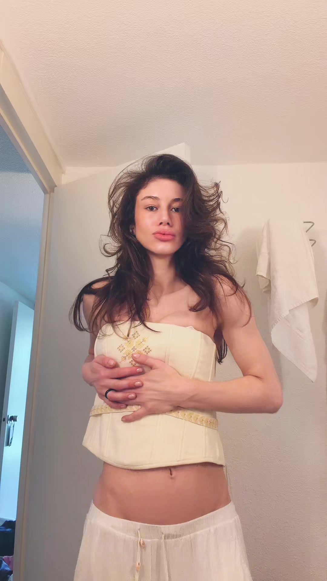 @KRIS PUSTOVAR