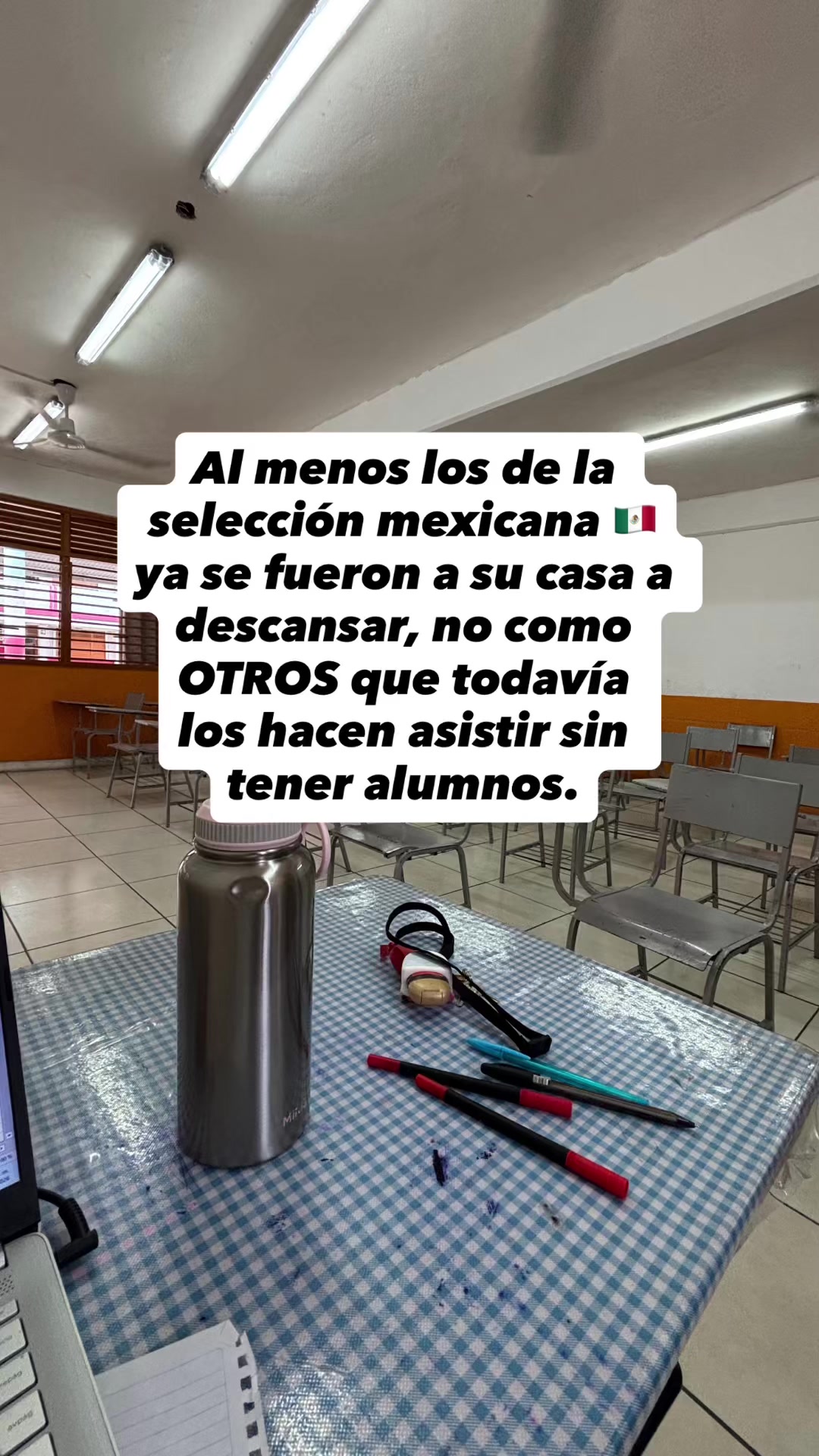 @Lilia Castillo 🌻🌈🍎🖍️