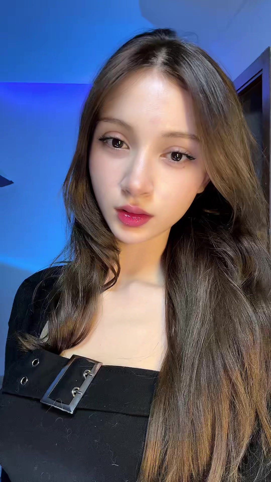 @Lona🦋💙