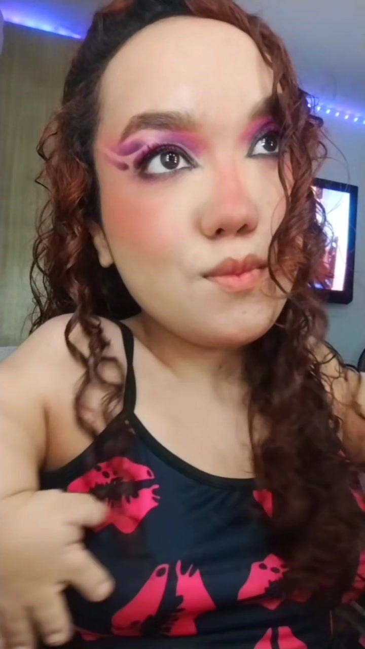 @🦋 Vane Vieco 🌻