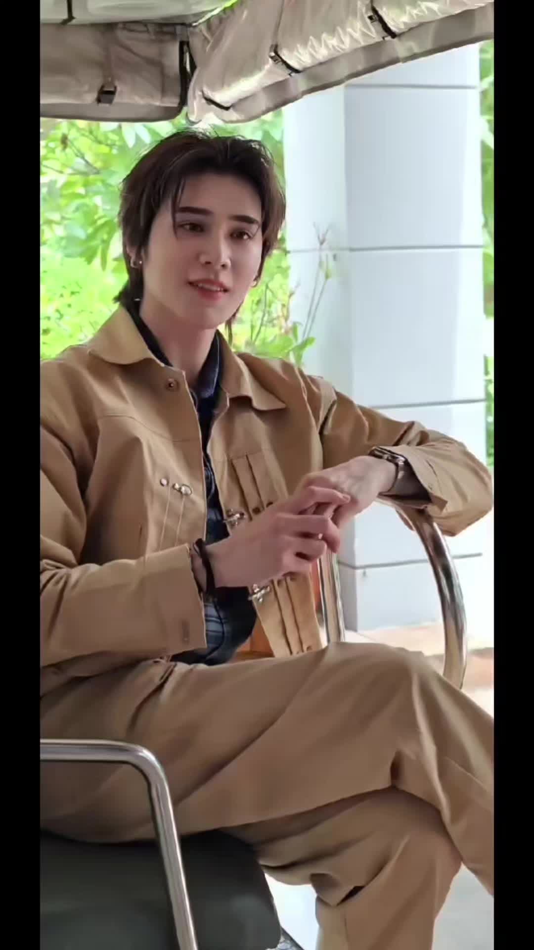 @ELIZ