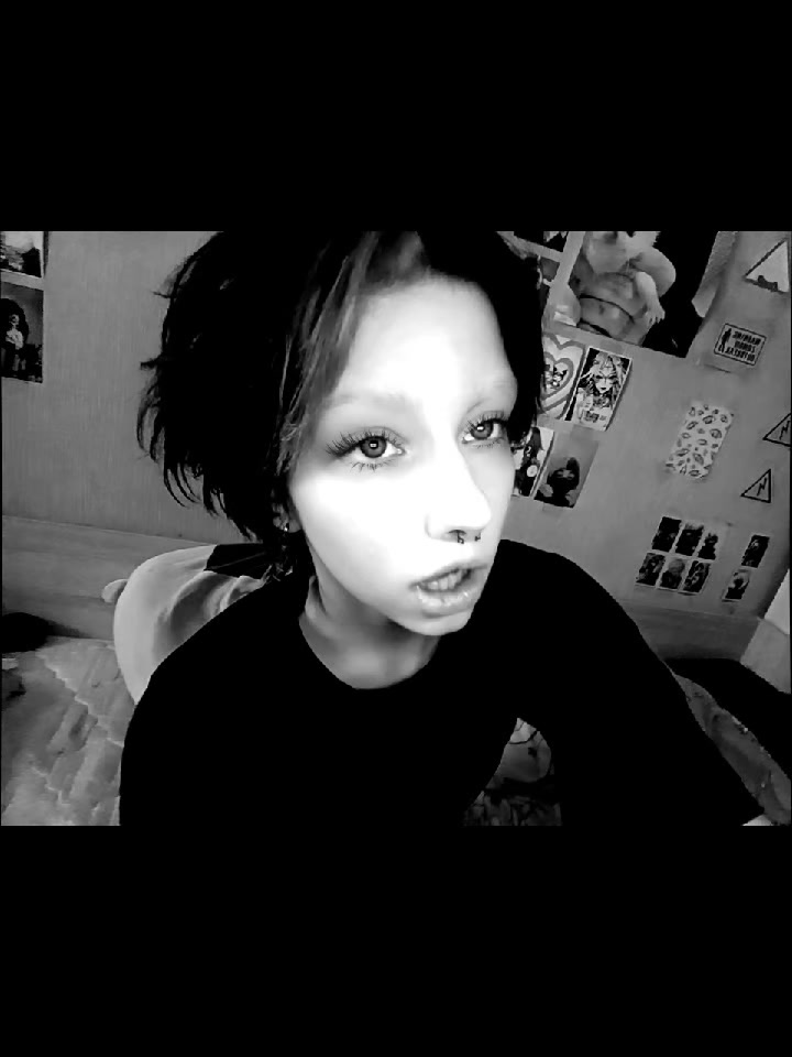 @кто я?👹