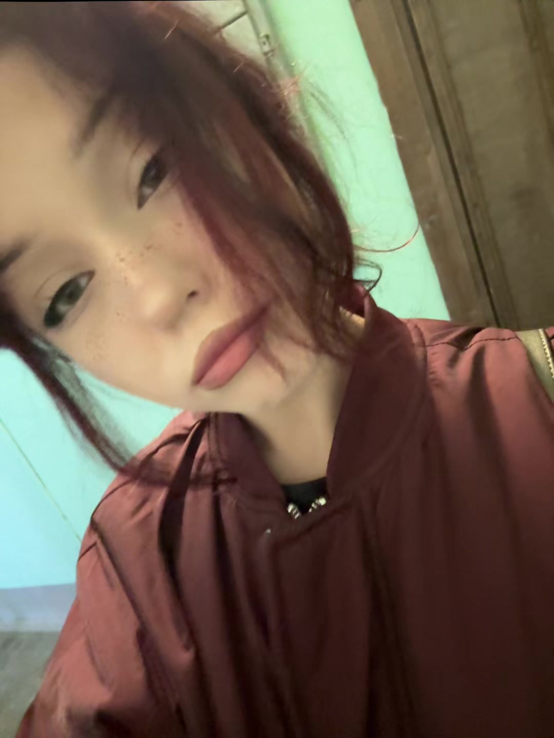 @👅