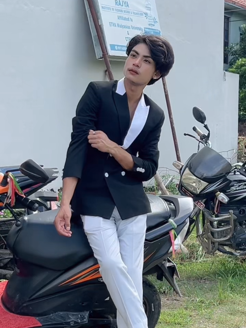 @Bikash Tharu-राधे-राधे🪈🪈🦚🦚