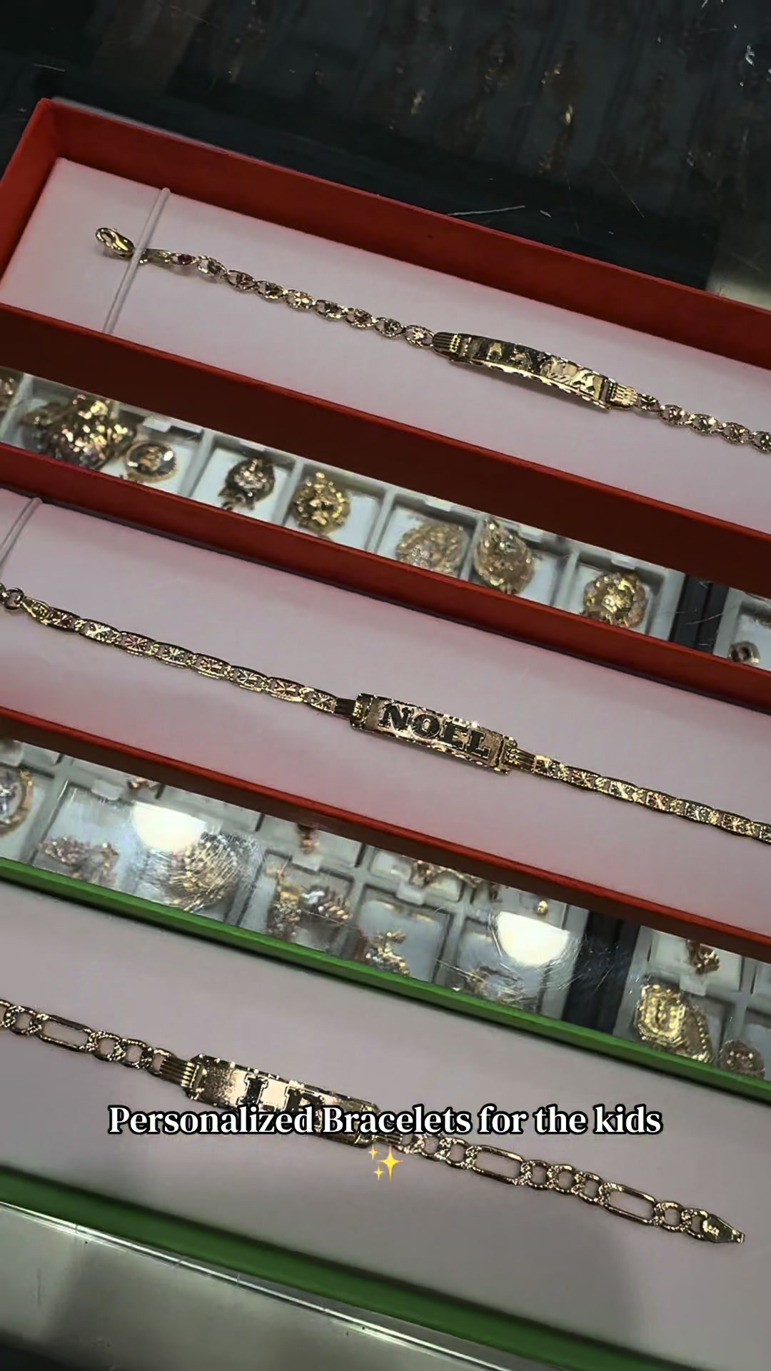@Tito&rsquo;s Jewelry