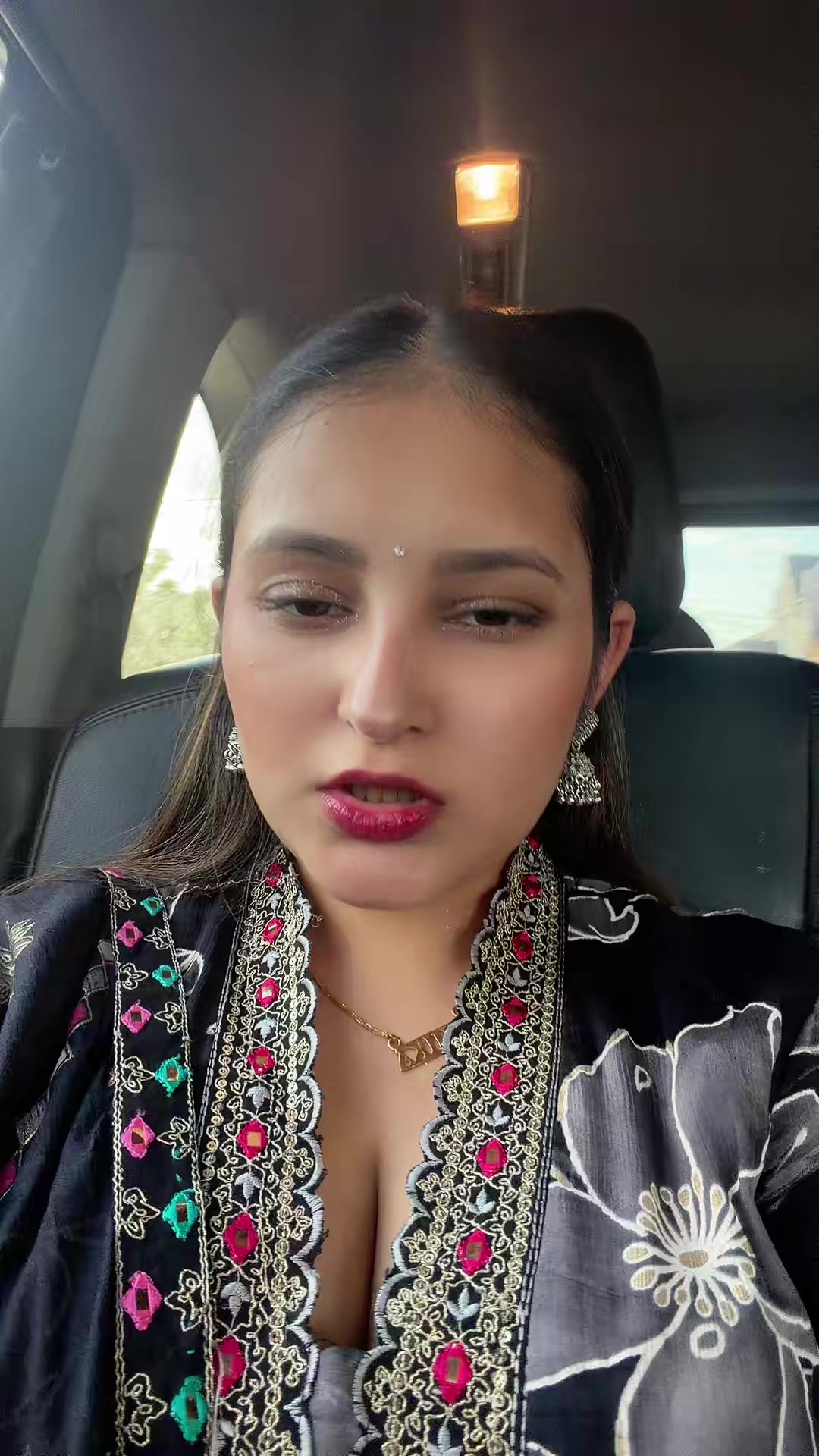 @ishika.sssss