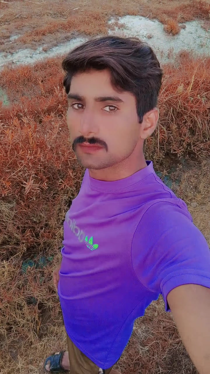 @𝒇𝒂𝒓𝒐𝒐𝒒 𝒂𝒃𝒃𝒂𝒔 ☄️