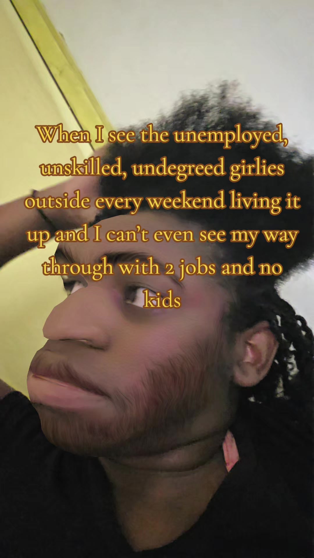 @R&uuml;th&iuml;&ecirc; B&aelig;