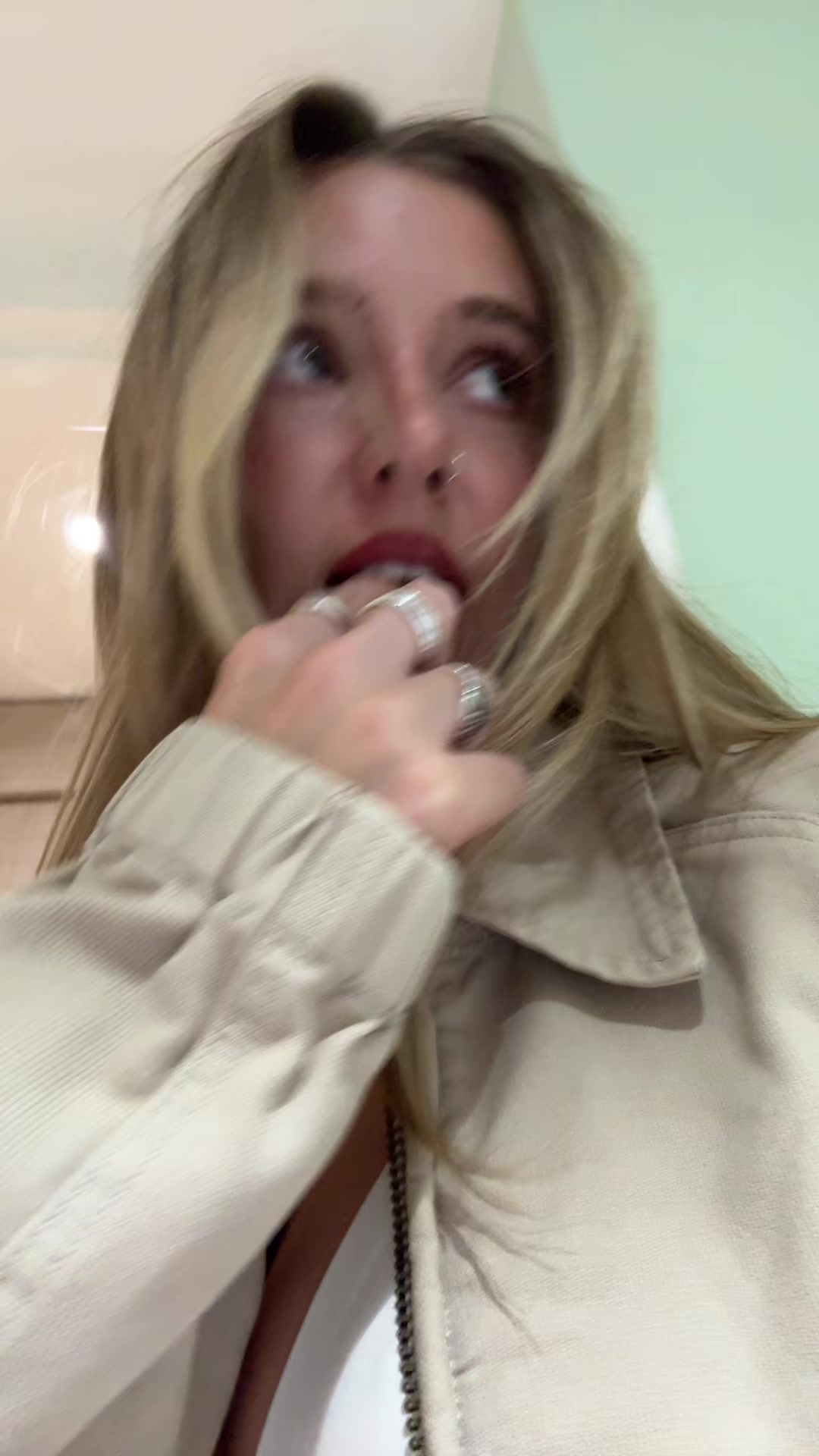 @ella