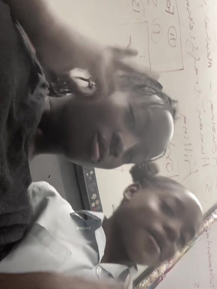 @pinkey2fynee
