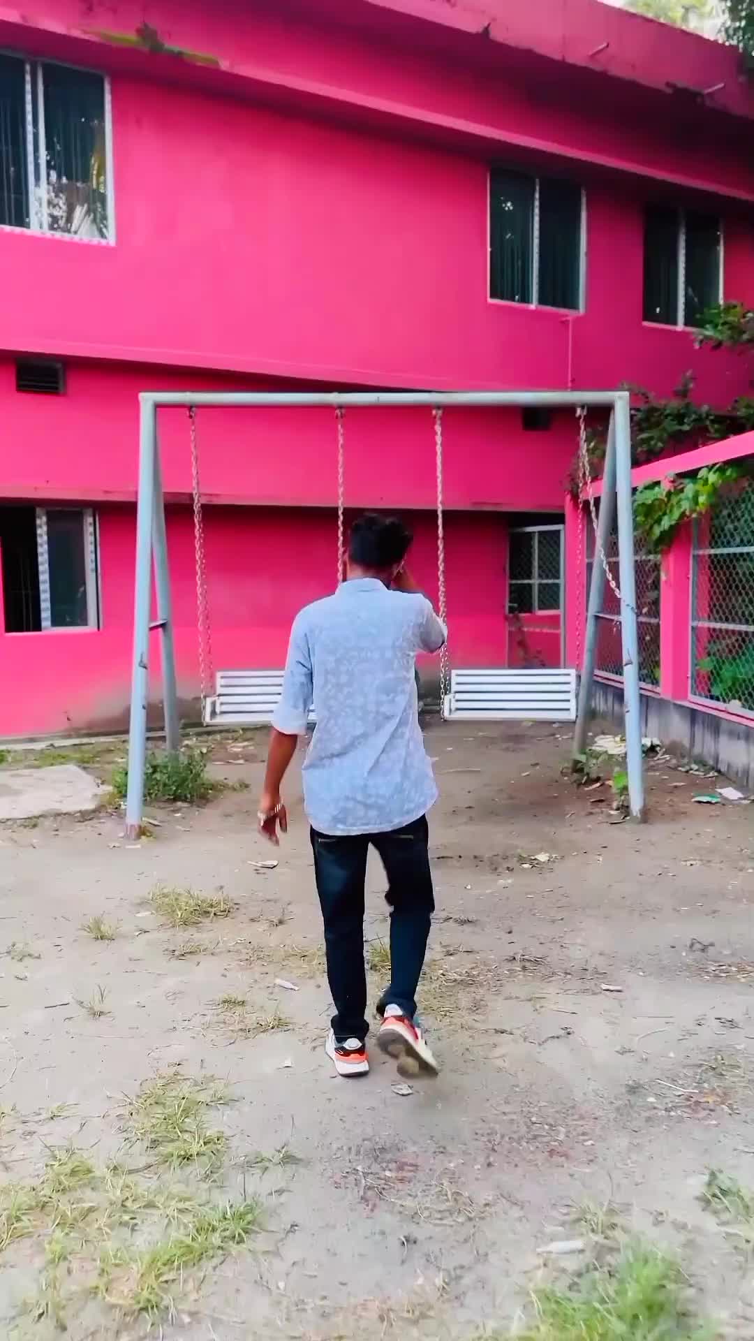 @নজরুল 🍃