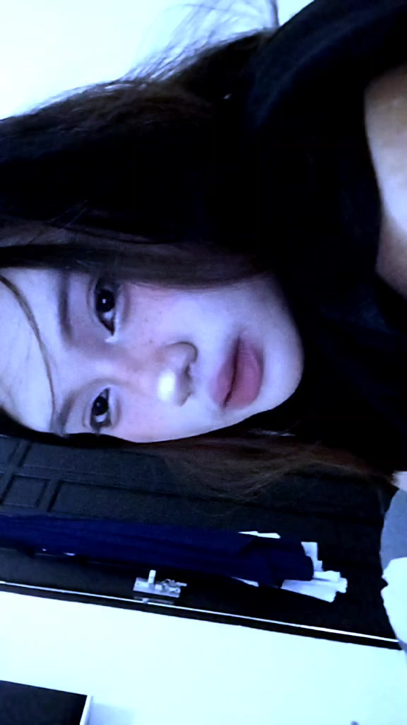 @ayri