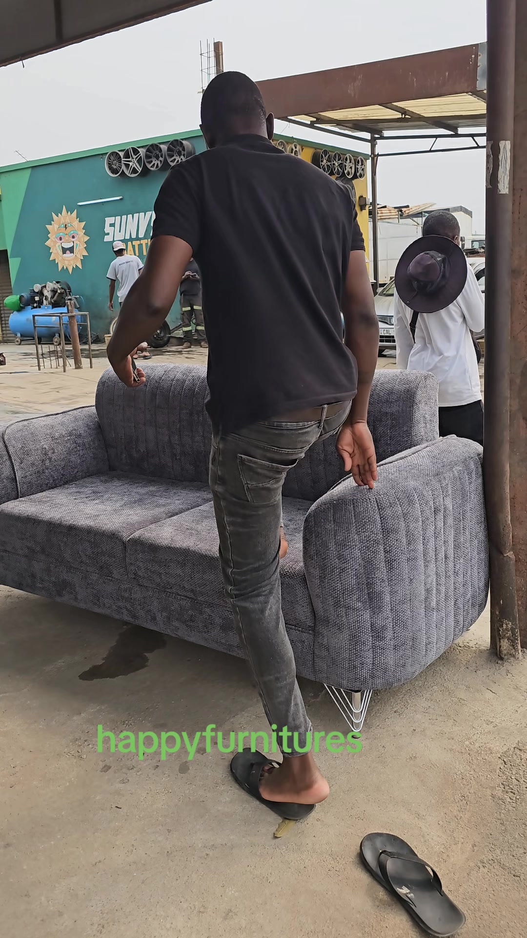 @Happy furniture