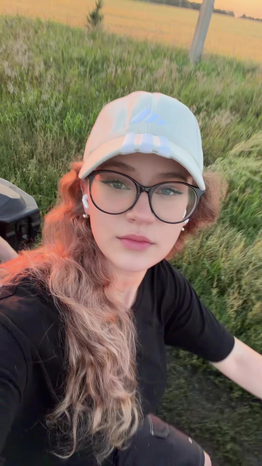 @Sofia_Hosok