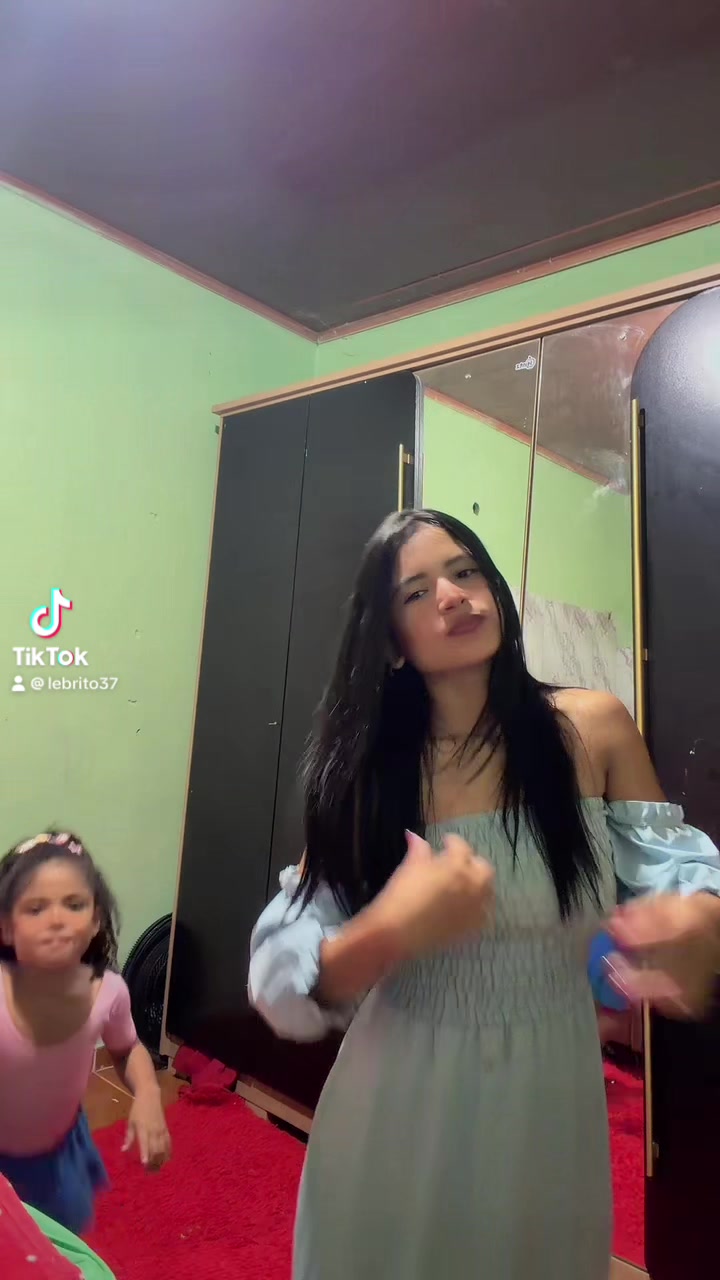 @Le Brito