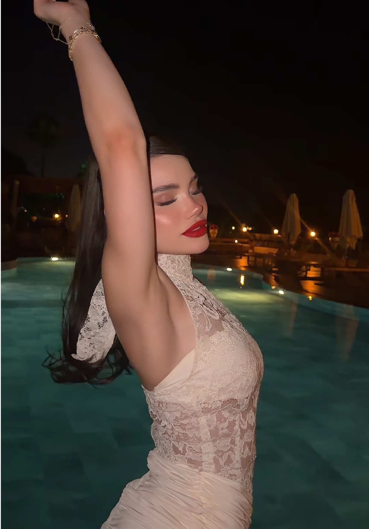 @Aleyna Öykü Aktaş