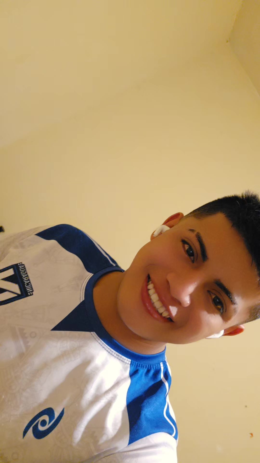 @LENER CASTRO