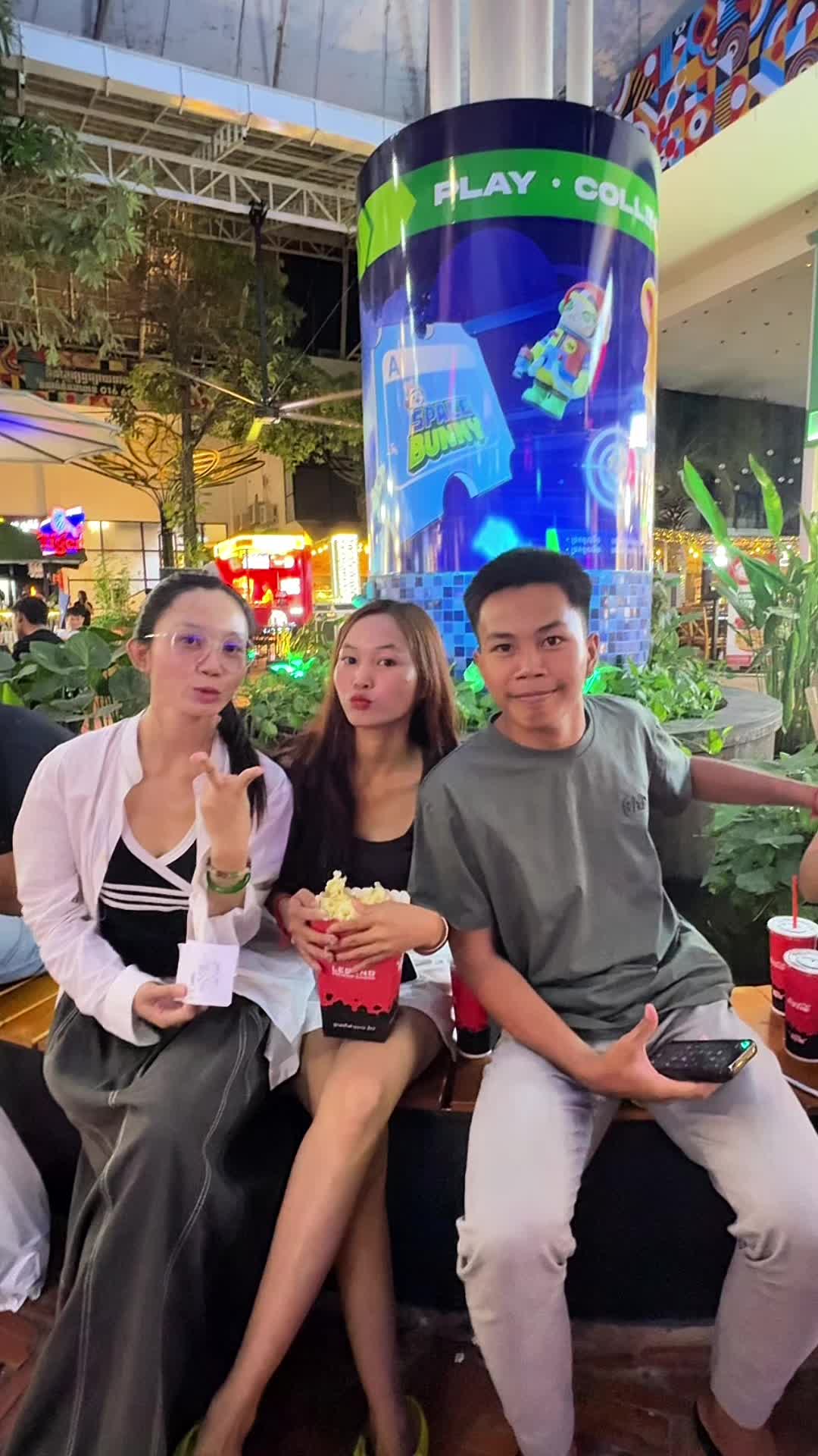 @Li ching E 🇰🇭🇰🇭