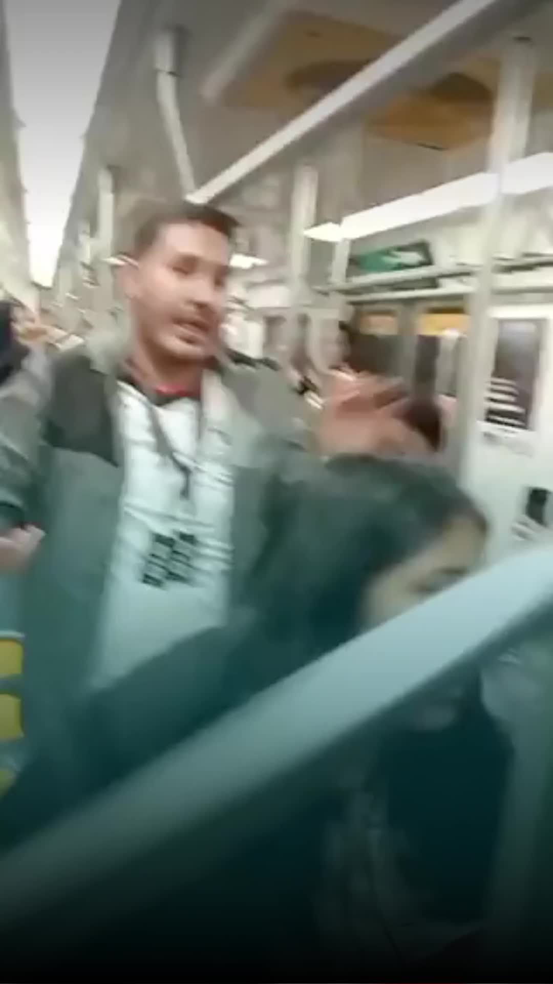 @Entre l&iacute;neas