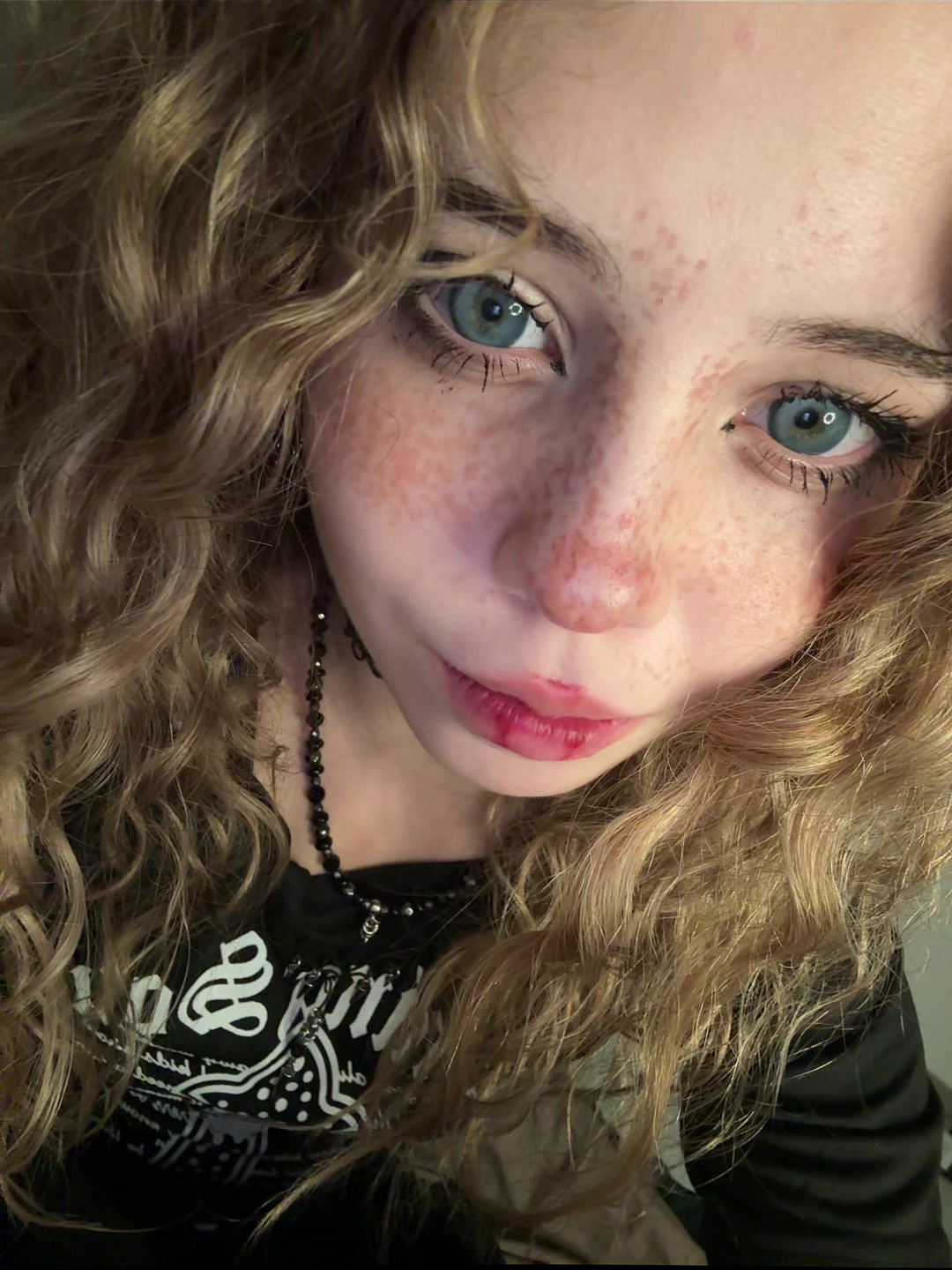 @݁ᛪ༙Алввввᛪ༙