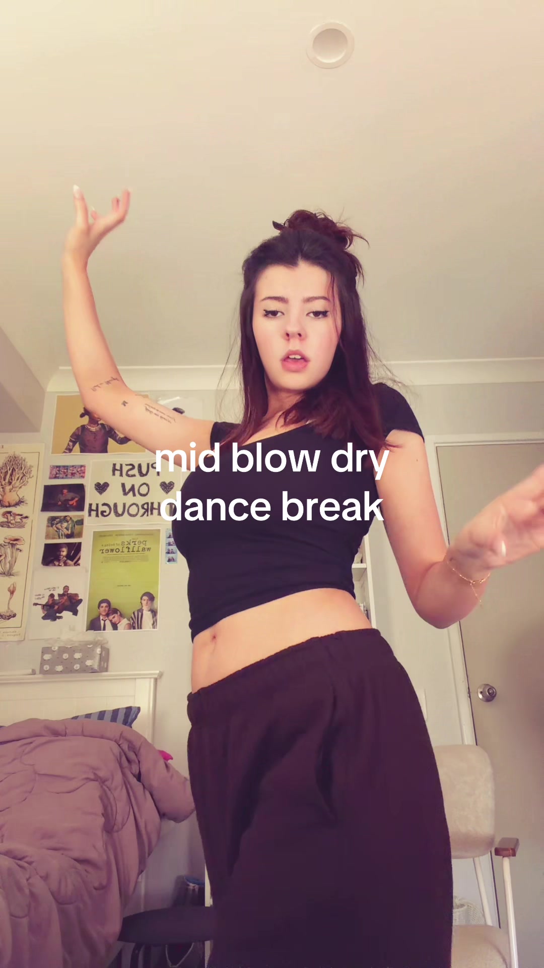 @demiii