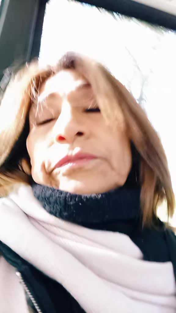 @nomi_molina