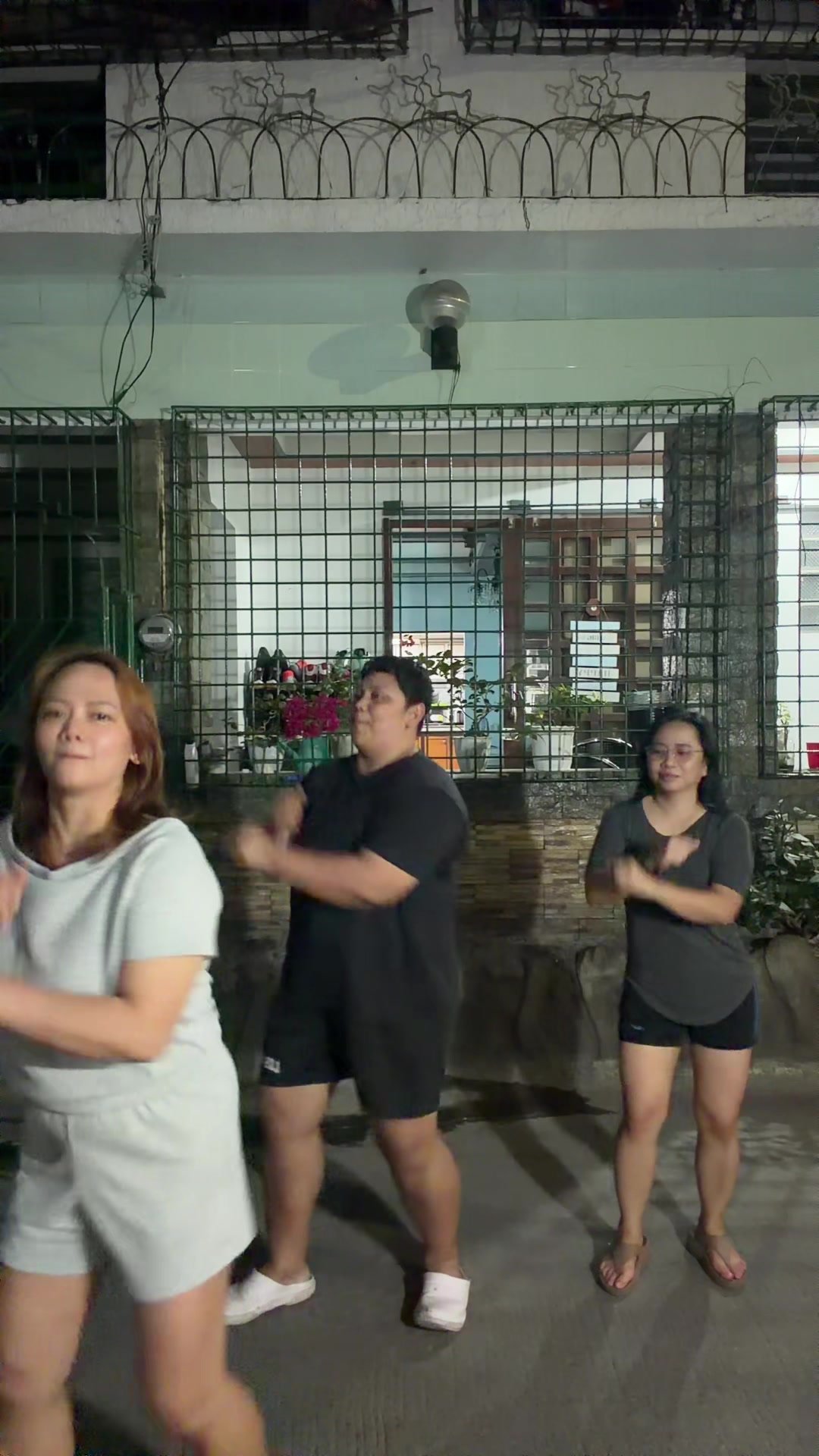 @April Balanquit