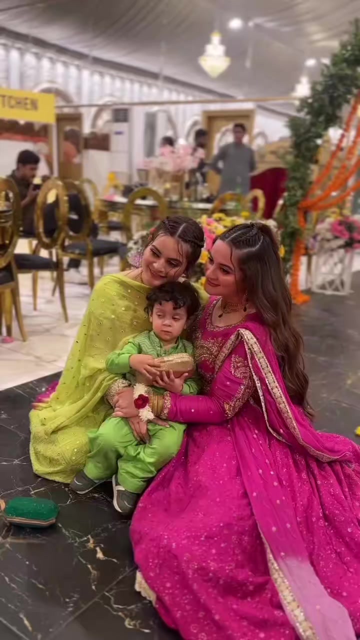 @Pakistani Queens