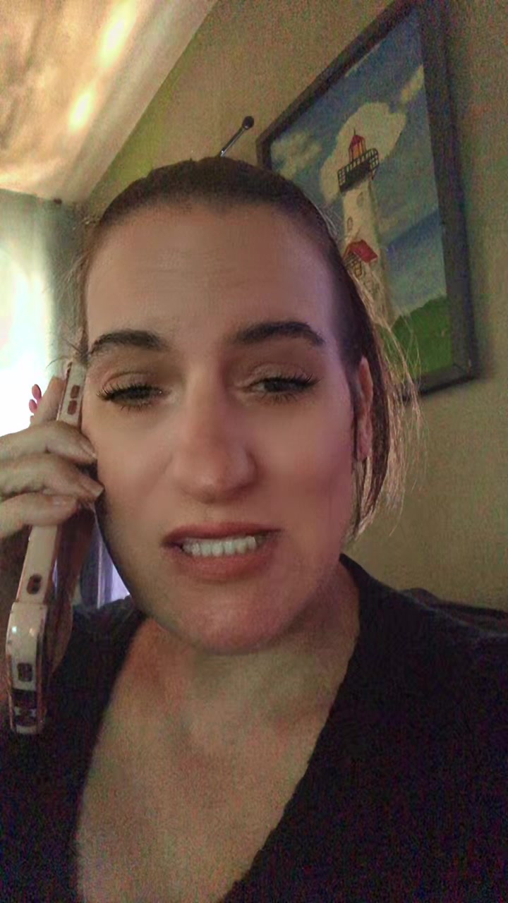 @MelissaPerryComedy🤪
