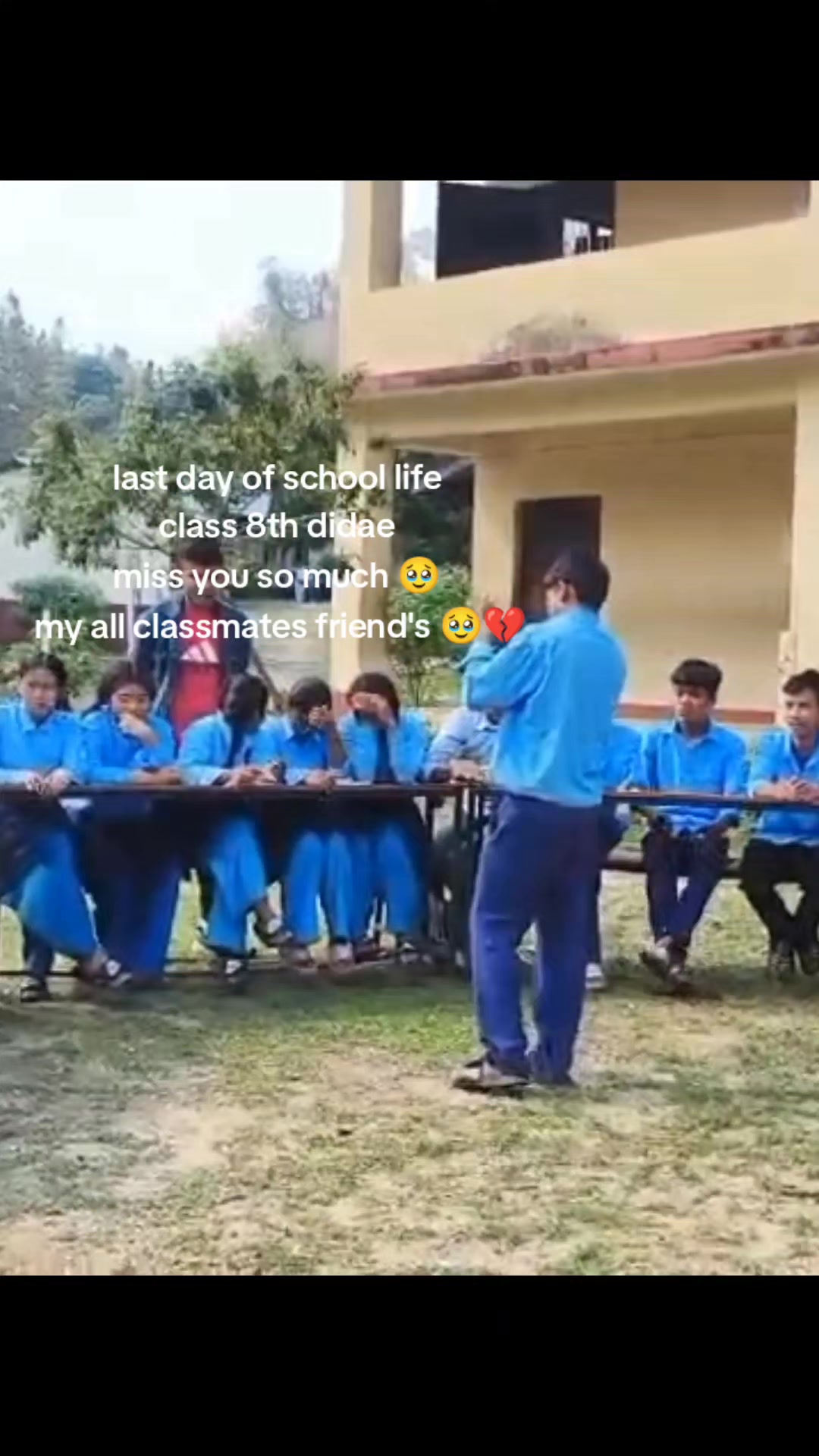 @Balsya 👑🦋🥀💐