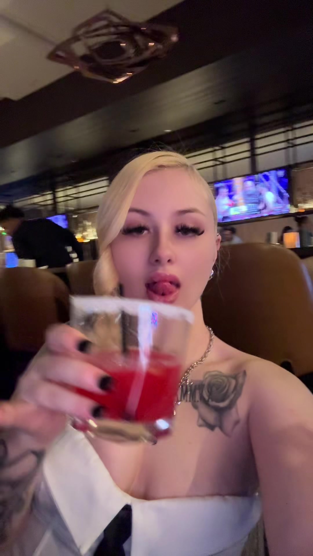 @keepinnuppwithem