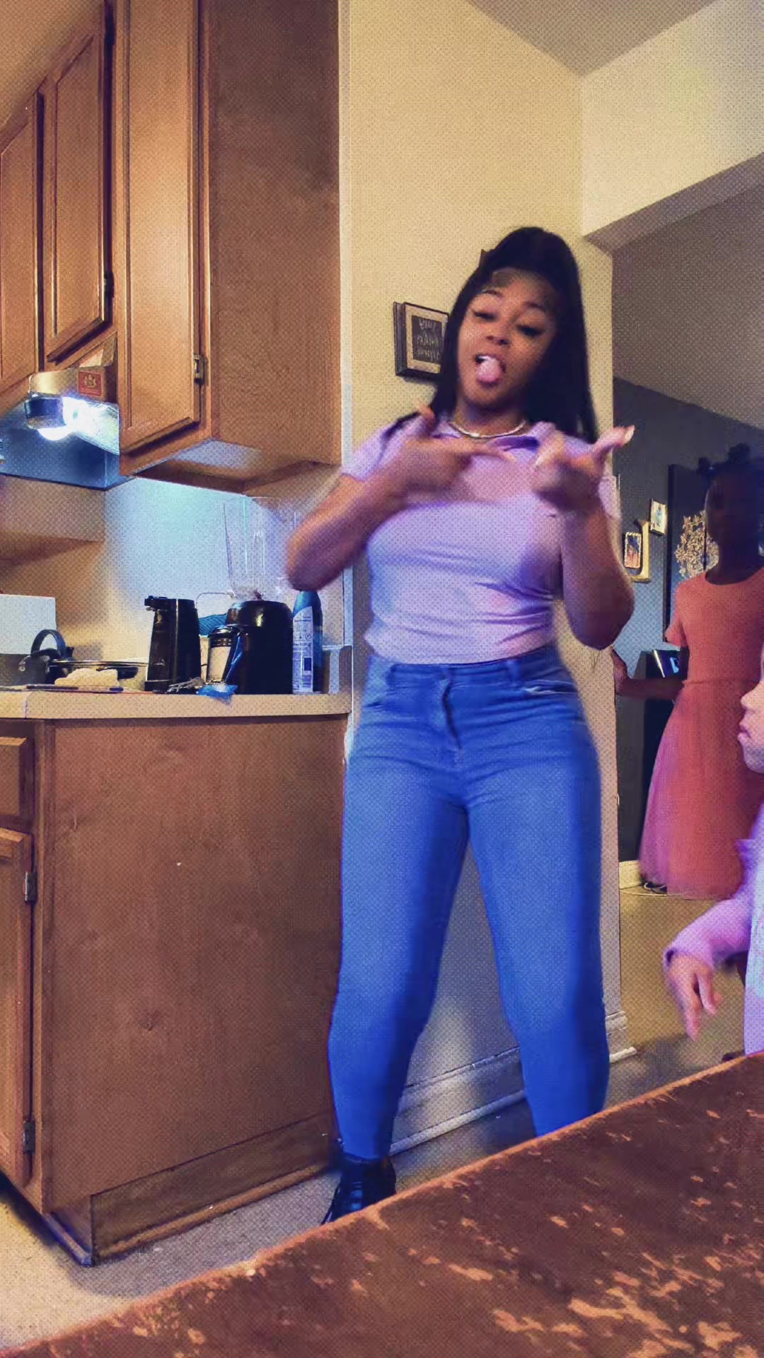@Co.Chanel.T