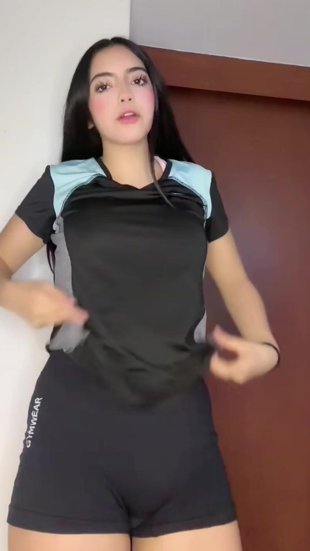 @akemtz3