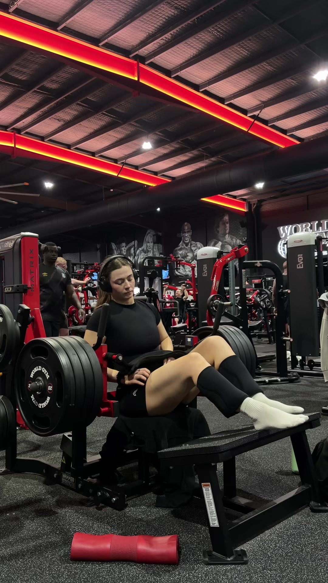 @izzy! | online fitness coach