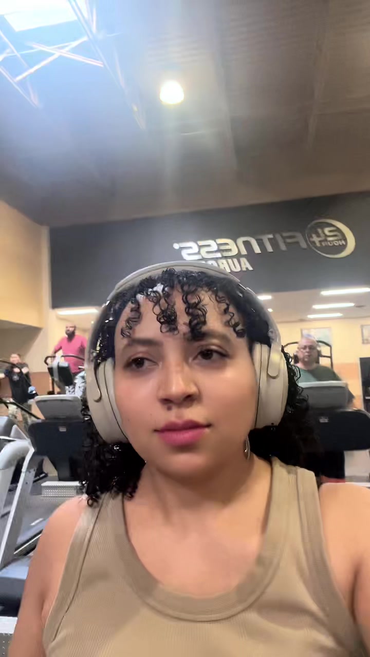 @Mela Tina