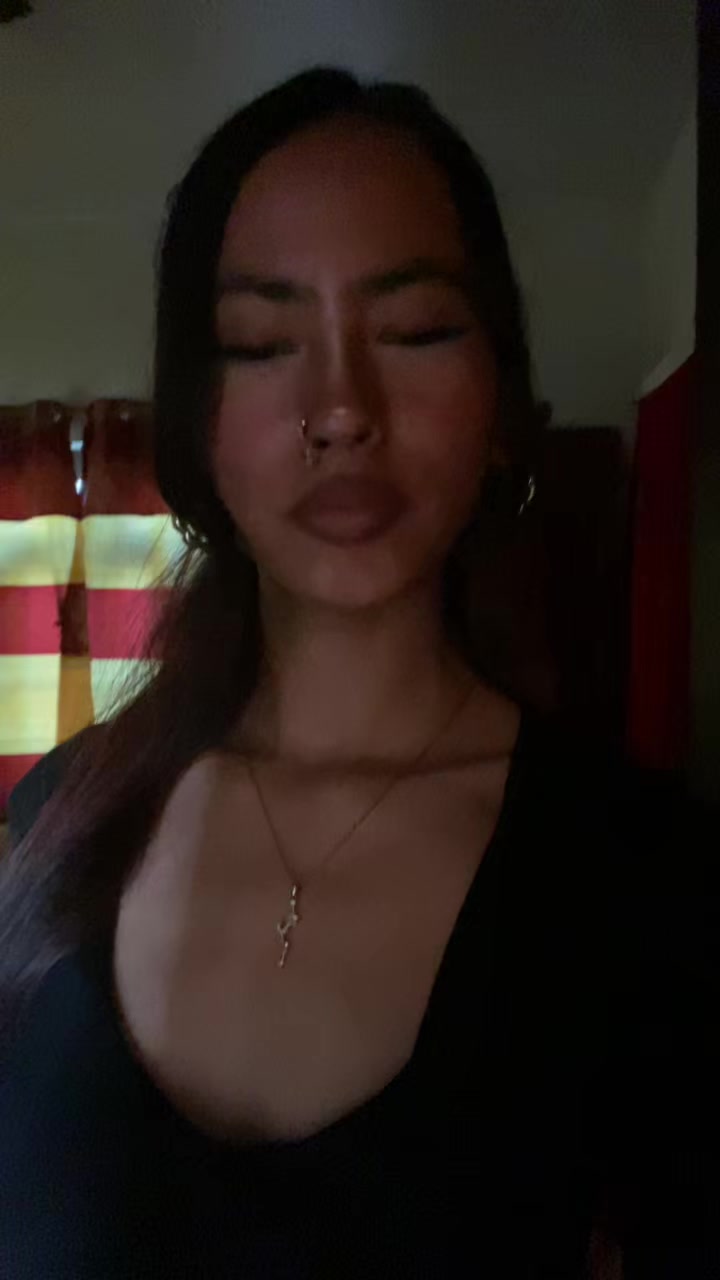 @👾