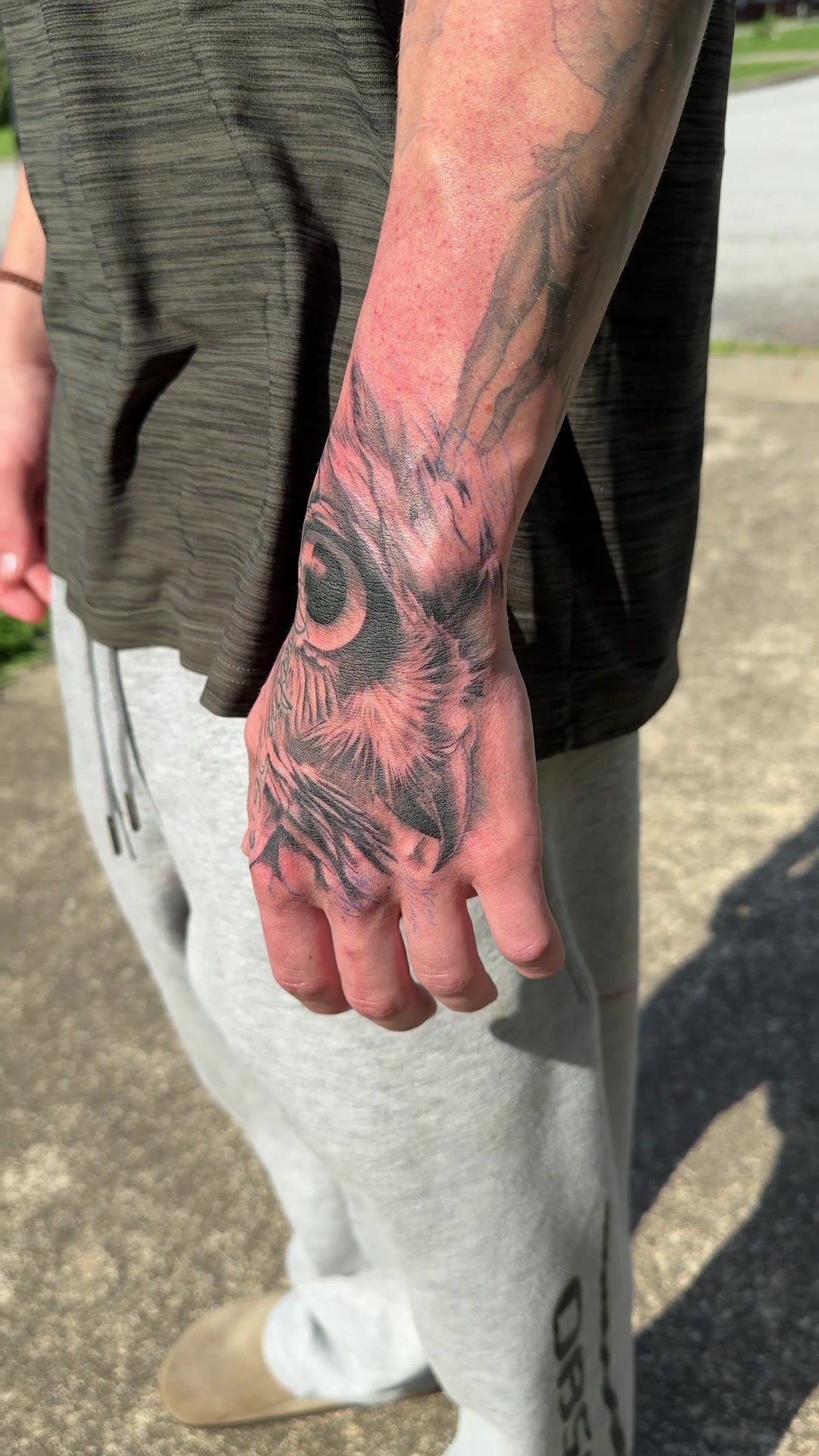 @tatsbyglo