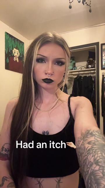 @𝔎𝔢𝔫𝔡𝔯𝔞 🕷️