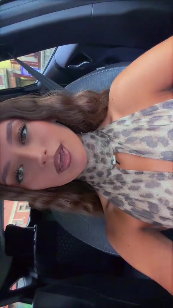 @agnesebortone