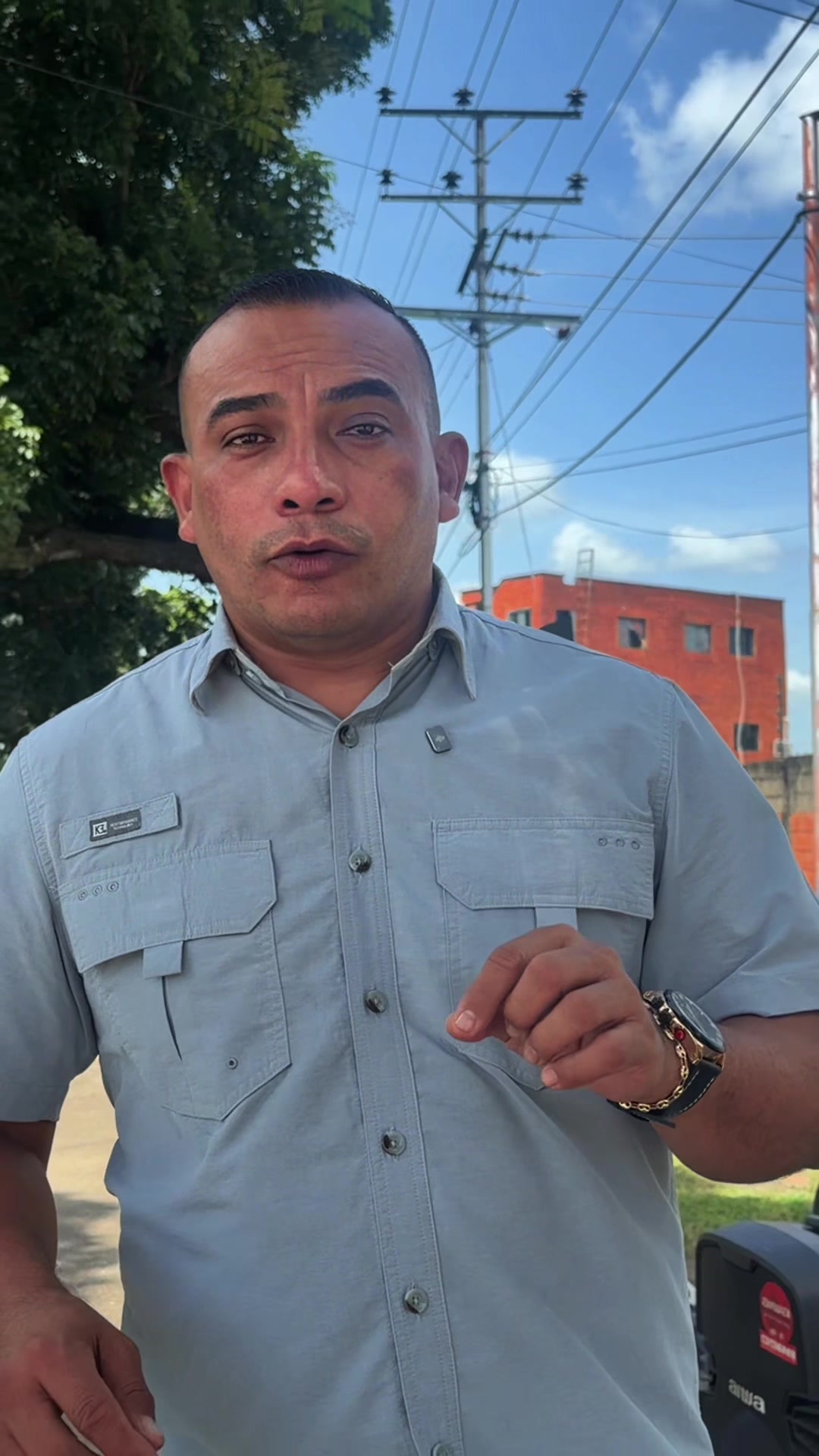 @V&iacute;ctor Aponte