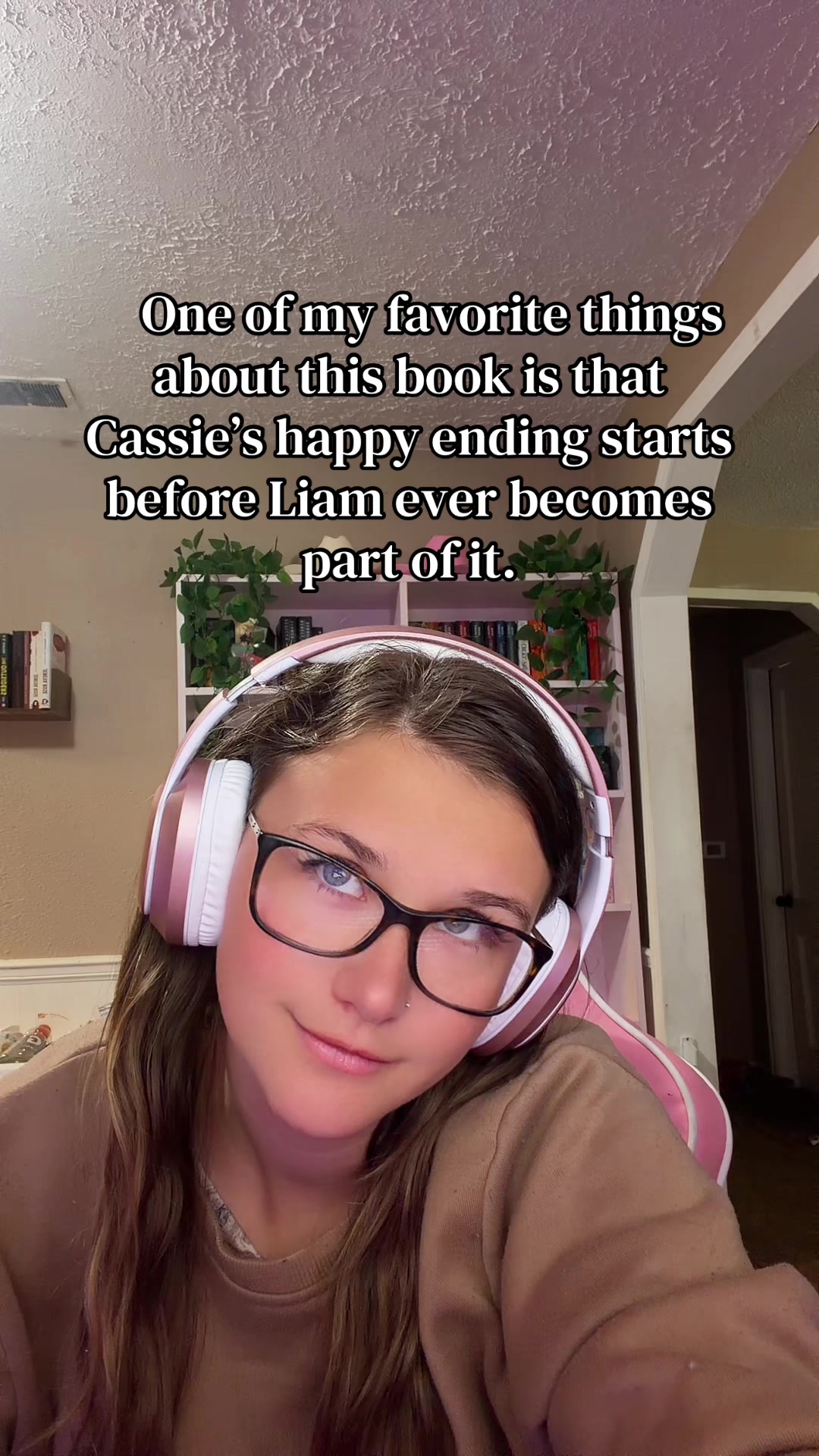 @adria | indie author📚✨