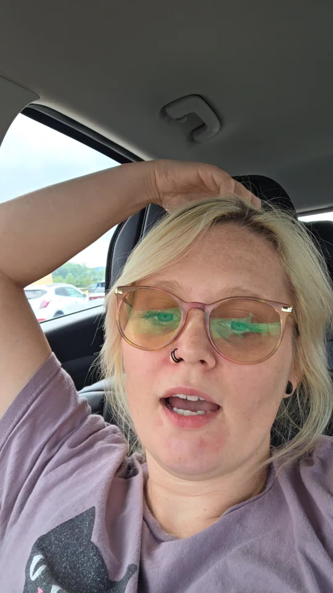 @EmieWonders