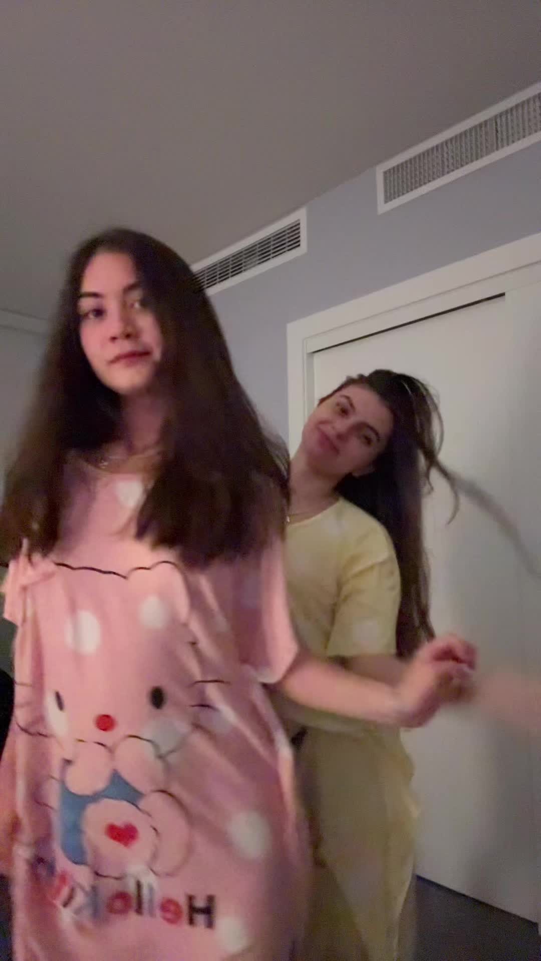 @cheekz