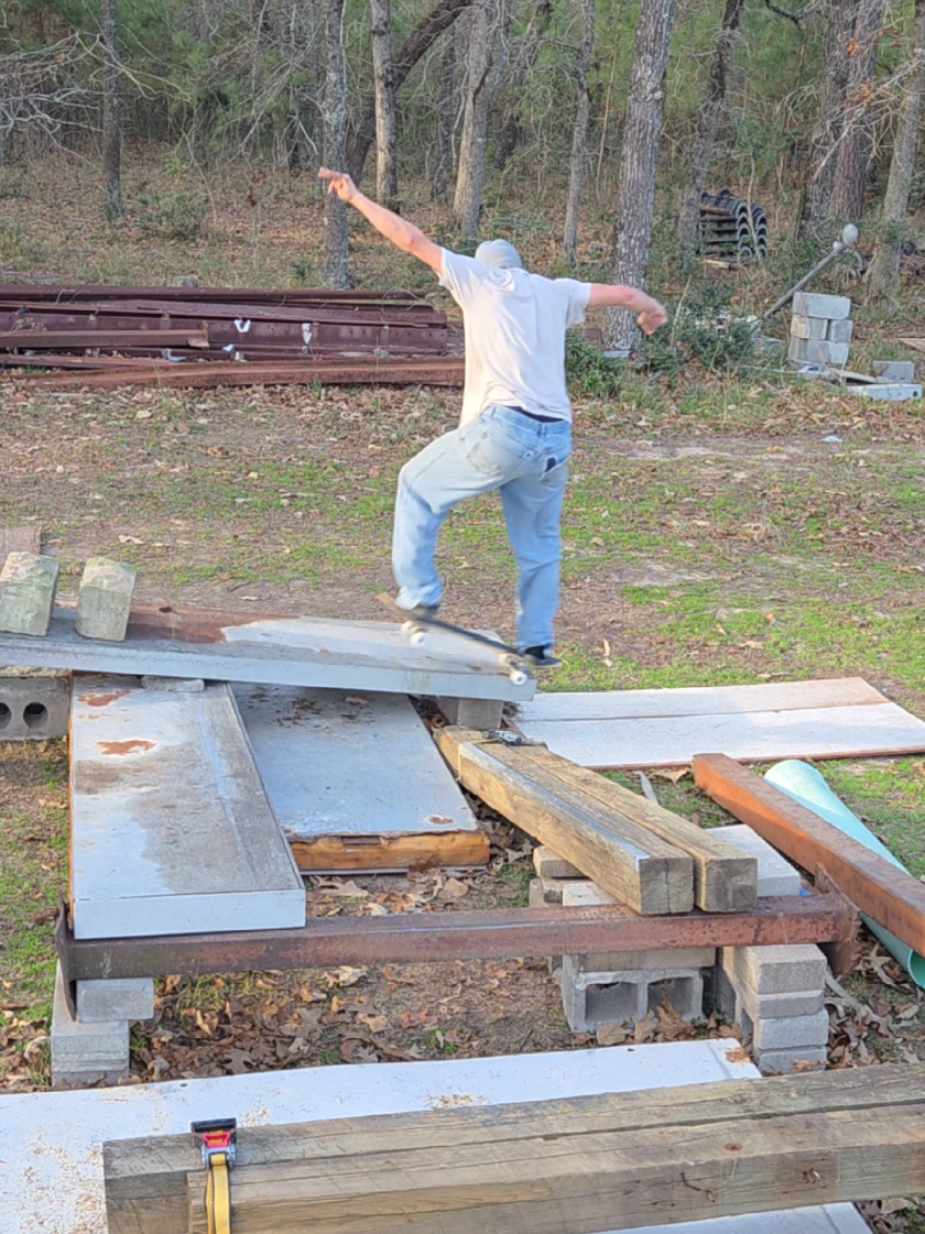 @Jason / skateboarding