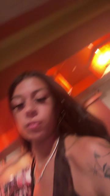 @Dee._queen_2.0