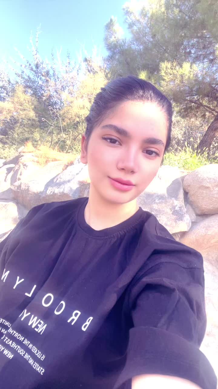 @Parniya