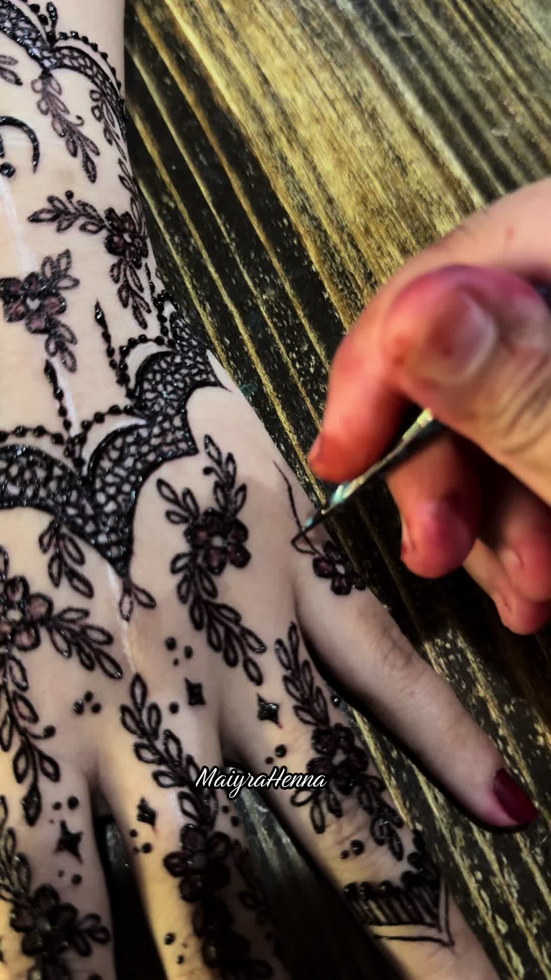 @MaiyraHennaMaiy