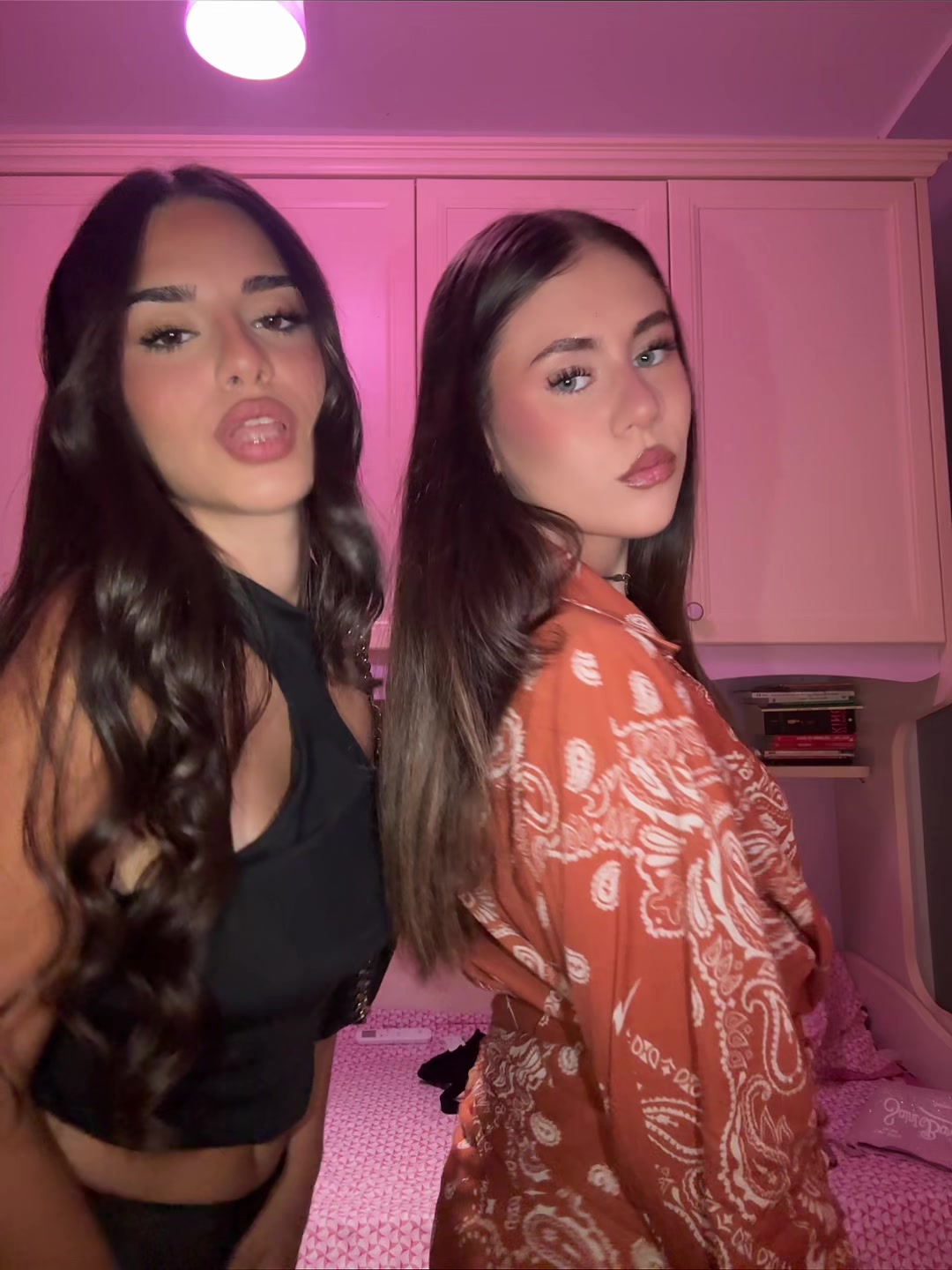 @nicole